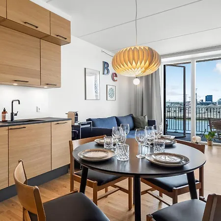 Apartman Beautiful In C With Kitchen